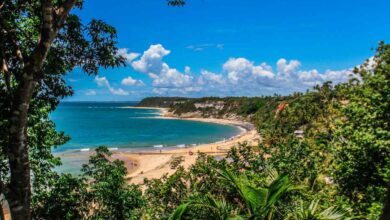 Conheça a Praia do Espelho — BA